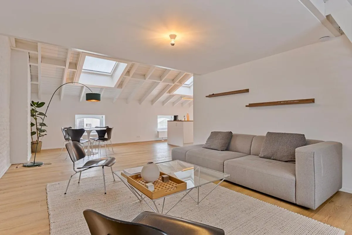 Loft City Center - 1 Bedroom - Parking - By Finenest Liege Apartment