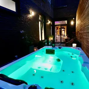 Suitedreams - Bubble Liege