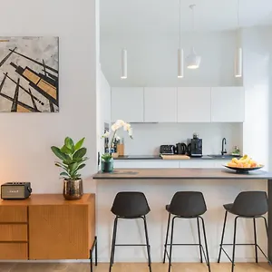  Apartment Guillemins Station